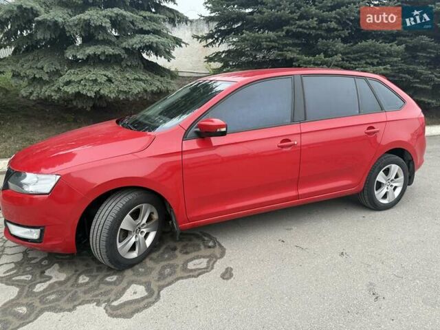 Красный Шкода Спейсбек, объемом двигателя 1.6 л и пробегом 354 тыс. км за 7000 $, фото 1 на Automoto.ua