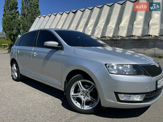 Серый Шкода Спейсбек, объемом двигателя 1.2 л и пробегом 110 тыс. км за 9500 $, фото 10 на Automoto.ua
