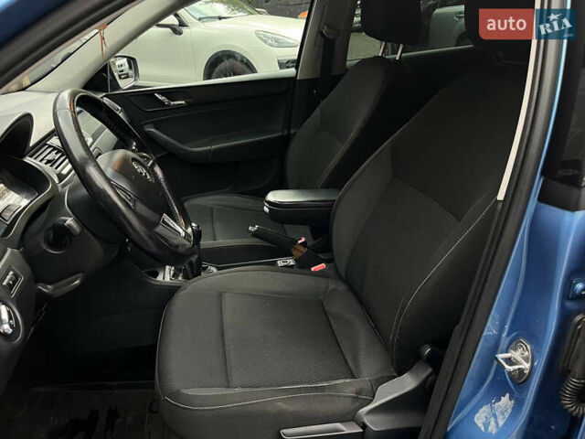 Синий Шкода Спейсбек, объемом двигателя 1.2 л и пробегом 173 тыс. км за 6300 $, фото 8 на Automoto.ua