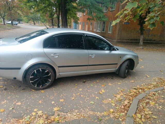Білий Шкода Суперб, об'ємом двигуна 1.8 л та пробігом 220 тис. км за 5100 $, фото 9 на Automoto.ua