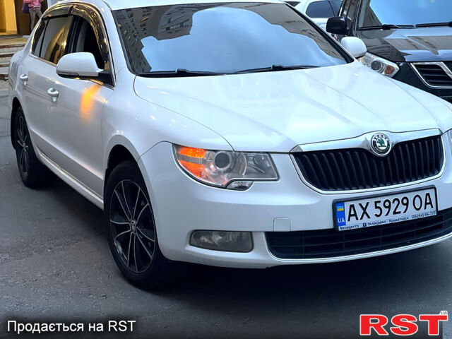 Білий Шкода Суперб, об'ємом двигуна 1.8 л та пробігом 283 тис. км за 7999 $, фото 8 на Automoto.ua