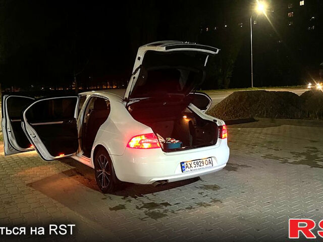 Білий Шкода Суперб, об'ємом двигуна 1.8 л та пробігом 283 тис. км за 7999 $, фото 6 на Automoto.ua