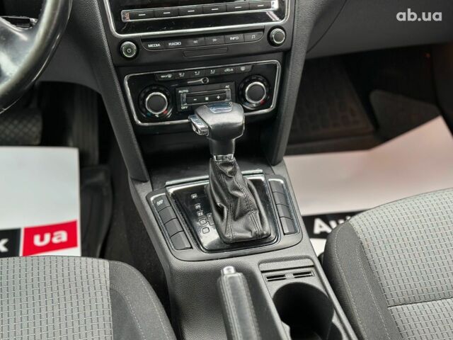 Белый Шкода Суперб, объемом двигателя 1.8 л и пробегом 230 тыс. км за 8190 $, фото 28 на Automoto.ua