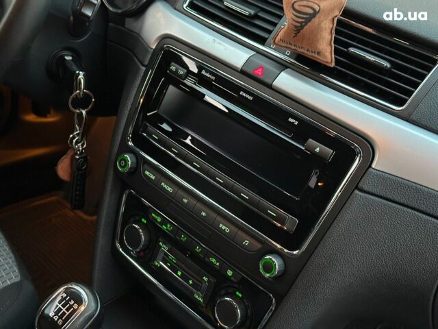 Белый Шкода Суперб, объемом двигателя 1.8 л и пробегом 109 тыс. км за 10990 $, фото 21 на Automoto.ua