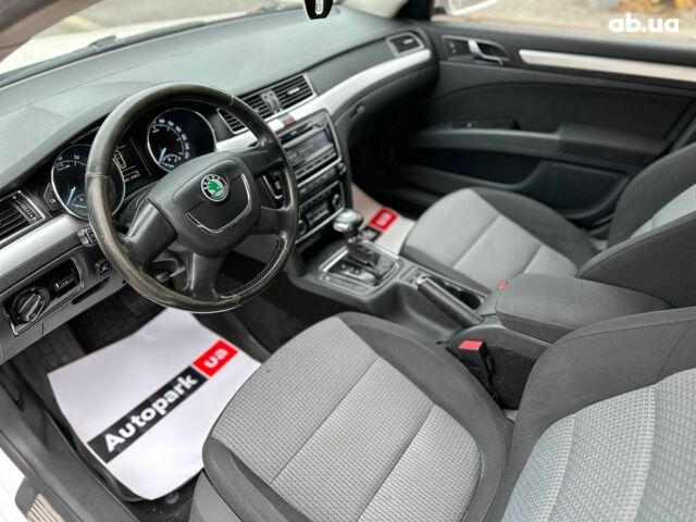 Белый Шкода Суперб, объемом двигателя 1.8 л и пробегом 230 тыс. км за 8190 $, фото 36 на Automoto.ua