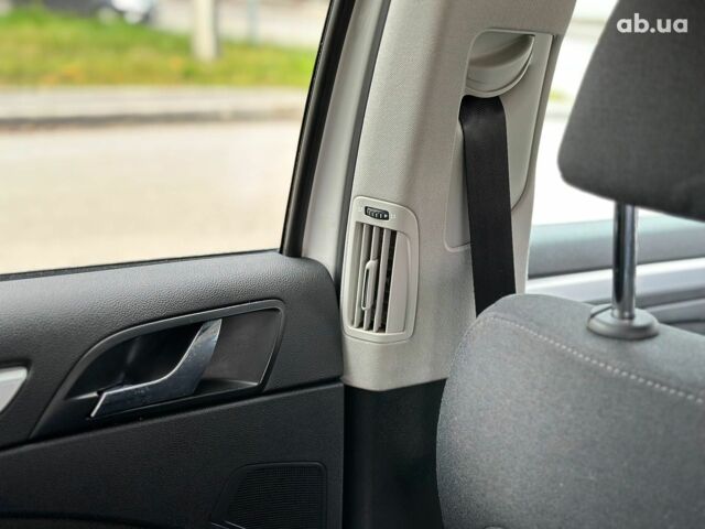 Белый Шкода Суперб, объемом двигателя 1.8 л и пробегом 230 тыс. км за 8190 $, фото 31 на Automoto.ua