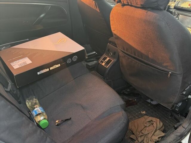 Белый Шкода Суперб, объемом двигателя 1.9 л и пробегом 349 тыс. км за 1372 $, фото 5 на Automoto.ua