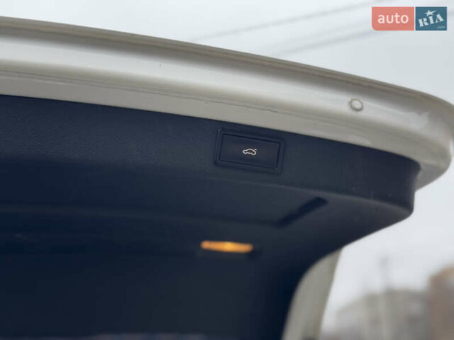 Белый Шкода Суперб, объемом двигателя 2 л и пробегом 304 тыс. км за 7999 $, фото 37 на Automoto.ua