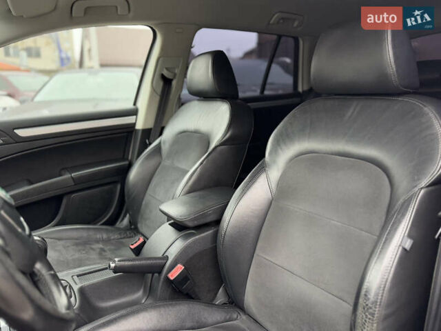 Белый Шкода Суперб, объемом двигателя 2 л и пробегом 304 тыс. км за 7999 $, фото 27 на Automoto.ua