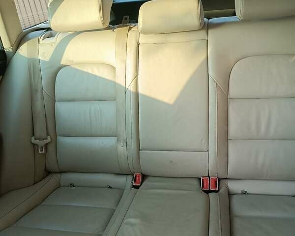 Белый Шкода Суперб, объемом двигателя 1.97 л и пробегом 295 тыс. км за 9100 $, фото 14 на Automoto.ua