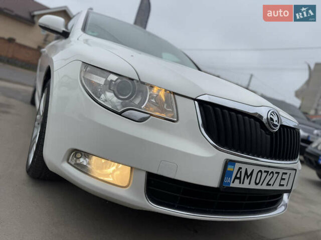 Белый Шкода Суперб, объемом двигателя 2 л и пробегом 304 тыс. км за 7999 $, фото 10 на Automoto.ua