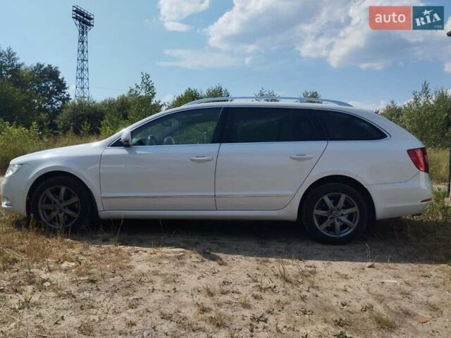 Білий Шкода Суперб, об'ємом двигуна 2 л та пробігом 259 тис. км за 10200 $, фото 2 на Automoto.ua
