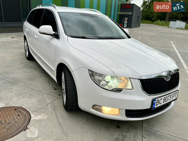 Белый Шкода Суперб, объемом двигателя 1.97 л и пробегом 311 тыс. км за 9800 $, фото 14 на Automoto.ua