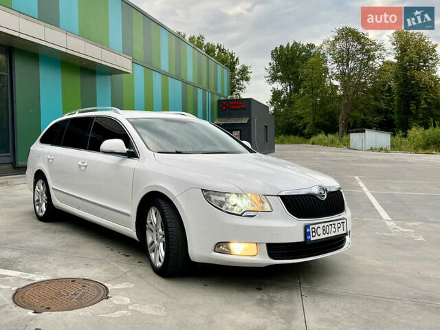 Белый Шкода Суперб, объемом двигателя 1.97 л и пробегом 311 тыс. км за 9800 $, фото 7 на Automoto.ua
