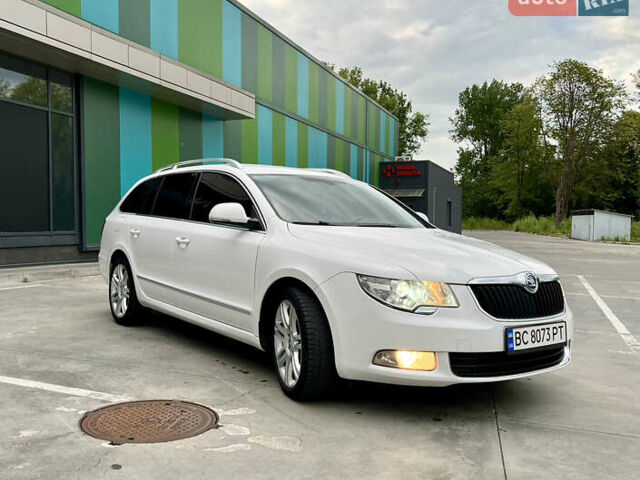 Белый Шкода Суперб, объемом двигателя 1.97 л и пробегом 311 тыс. км за 9800 $, фото 6 на Automoto.ua