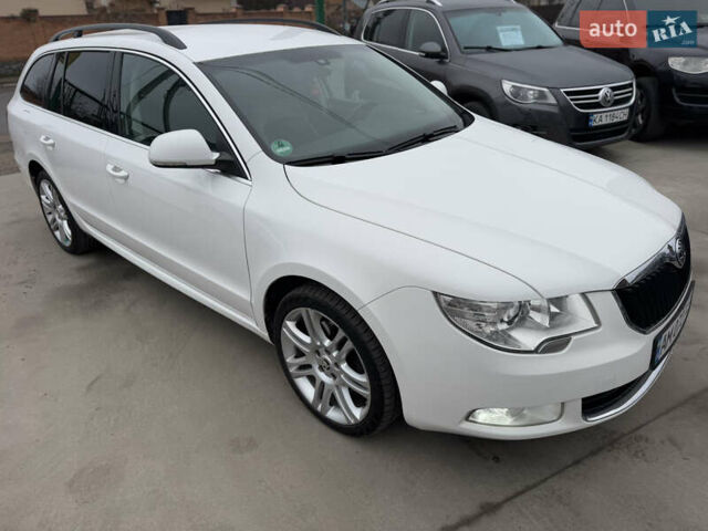 Белый Шкода Суперб, объемом двигателя 2 л и пробегом 304 тыс. км за 7999 $, фото 7 на Automoto.ua