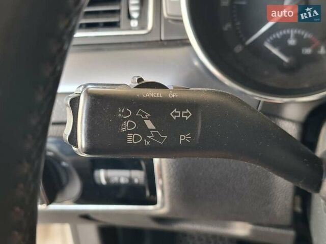 Белый Шкода Суперб, объемом двигателя 1.97 л и пробегом 219 тыс. км за 8900 $, фото 28 на Automoto.ua