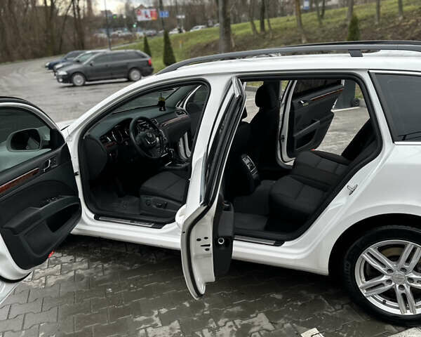 Белый Шкода Суперб, объемом двигателя 2 л и пробегом 291 тыс. км за 9400 $, фото 6 на Automoto.ua