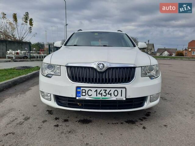 Білий Шкода Суперб, об'ємом двигуна 2 л та пробігом 273 тис. км за 11300 $, фото 21 на Automoto.ua