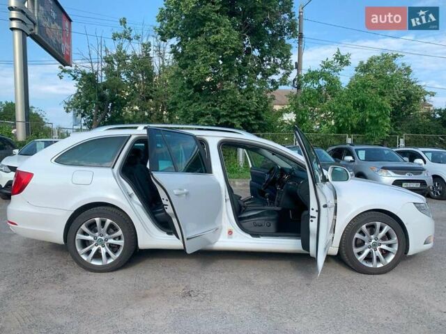 Білий Шкода Суперб, об'ємом двигуна 2 л та пробігом 284 тис. км за 8790 $, фото 13 на Automoto.ua