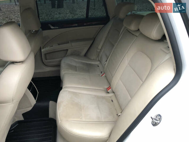 Белый Шкода Суперб, объемом двигателя 1.6 л и пробегом 242 тыс. км за 9800 $, фото 19 на Automoto.ua