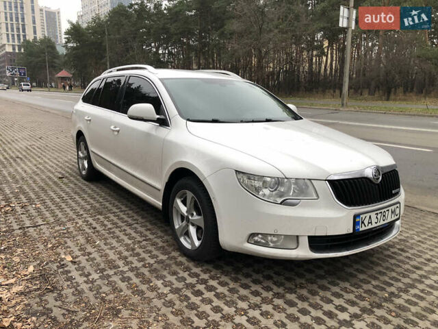 Белый Шкода Суперб, объемом двигателя 1.6 л и пробегом 242 тыс. км за 9800 $, фото 7 на Automoto.ua