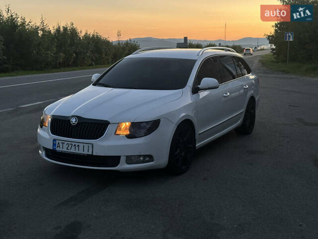 Белый Шкода Суперб, объемом двигателя 3.58 л и пробегом 315 тыс. км за 9900 $, фото 10 на Automoto.ua