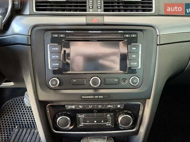 Белый Шкода Суперб, объемом двигателя 1.97 л и пробегом 219 тыс. км за 8900 $, фото 24 на Automoto.ua