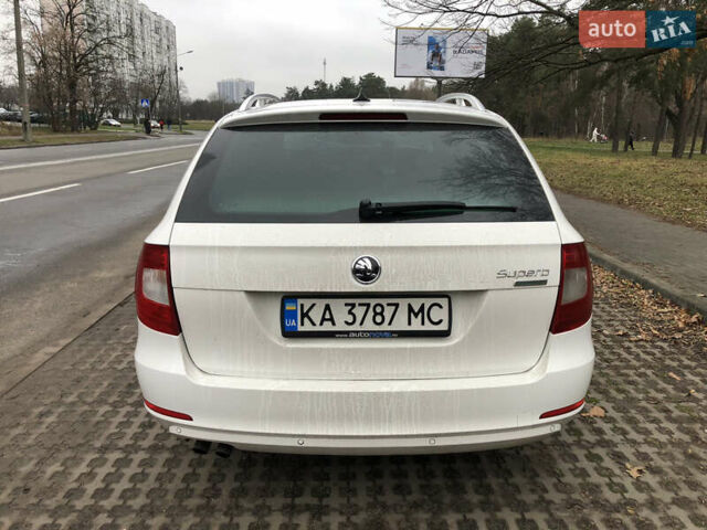 Белый Шкода Суперб, объемом двигателя 1.6 л и пробегом 242 тыс. км за 9800 $, фото 4 на Automoto.ua