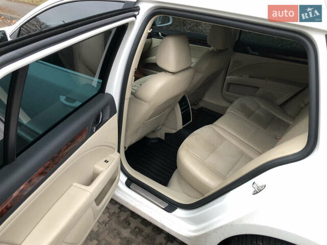 Белый Шкода Суперб, объемом двигателя 1.6 л и пробегом 242 тыс. км за 9800 $, фото 9 на Automoto.ua