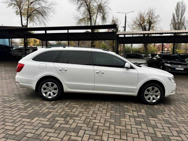 Белый Шкода Суперб, объемом двигателя 1.8 л и пробегом 111 тыс. км за 10000 $, фото 8 на Automoto.ua