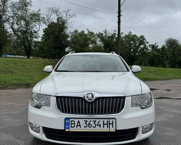 Белый Шкода Суперб, объемом двигателя 1.97 л и пробегом 240 тыс. км за 10600 $, фото 8 на Automoto.ua