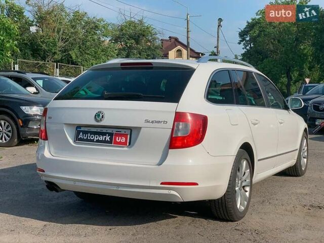 Білий Шкода Суперб, об'ємом двигуна 2 л та пробігом 284 тис. км за 8790 $, фото 4 на Automoto.ua