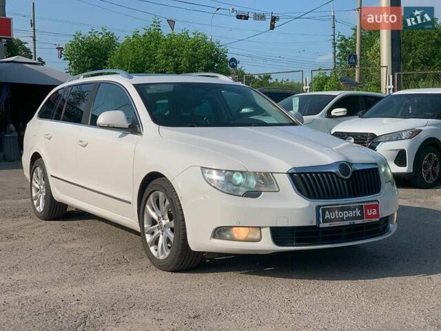 Білий Шкода Суперб, об'ємом двигуна 2 л та пробігом 284 тис. км за 8790 $, фото 2 на Automoto.ua