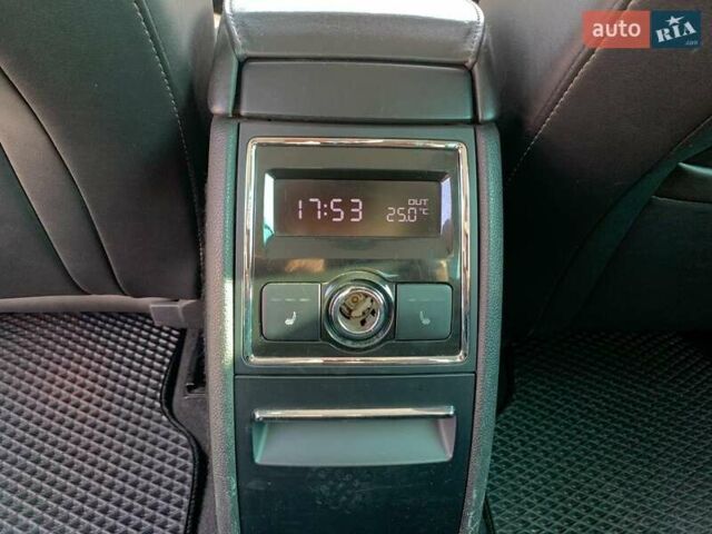 Білий Шкода Суперб, об'ємом двигуна 2 л та пробігом 284 тис. км за 8790 $, фото 29 на Automoto.ua