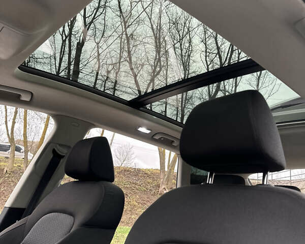 Белый Шкода Суперб, объемом двигателя 2 л и пробегом 291 тыс. км за 9400 $, фото 15 на Automoto.ua