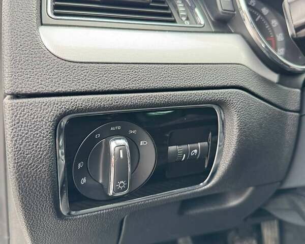 Белый Шкода Суперб, объемом двигателя 1.97 л и пробегом 240 тыс. км за 10600 $, фото 15 на Automoto.ua