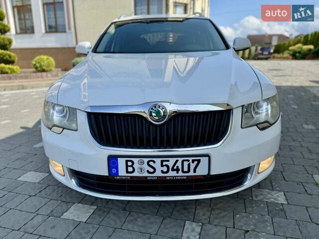 Білий Шкода Суперб, об'ємом двигуна 2 л та пробігом 305 тис. км за 9350 $, фото 15 на Automoto.ua