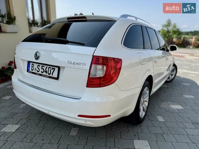 Білий Шкода Суперб, об'ємом двигуна 2 л та пробігом 305 тис. км за 9350 $, фото 35 на Automoto.ua