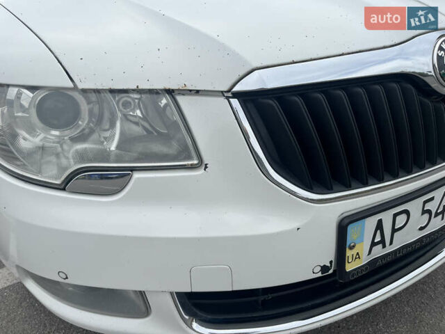 Белый Шкода Суперб, объемом двигателя 1.8 л и пробегом 241 тыс. км за 7300 $, фото 9 на Automoto.ua