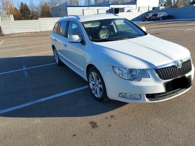 Белый Шкода Суперб, объемом двигателя 2 л и пробегом 280 тыс. км за 10700 $, фото 5 на Automoto.ua