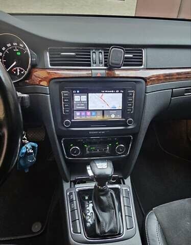Белый Шкода Суперб, объемом двигателя 1.97 л и пробегом 165 тыс. км за 14500 $, фото 4 на Automoto.ua