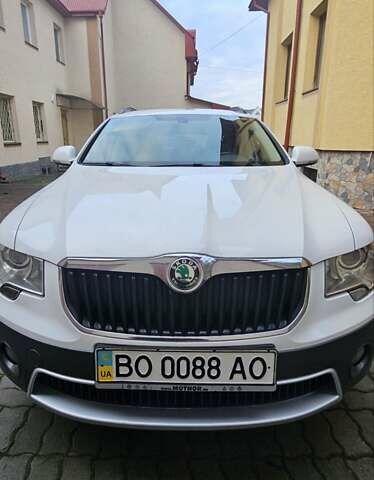 Белый Шкода Суперб, объемом двигателя 1.97 л и пробегом 165 тыс. км за 14500 $, фото 1 на Automoto.ua