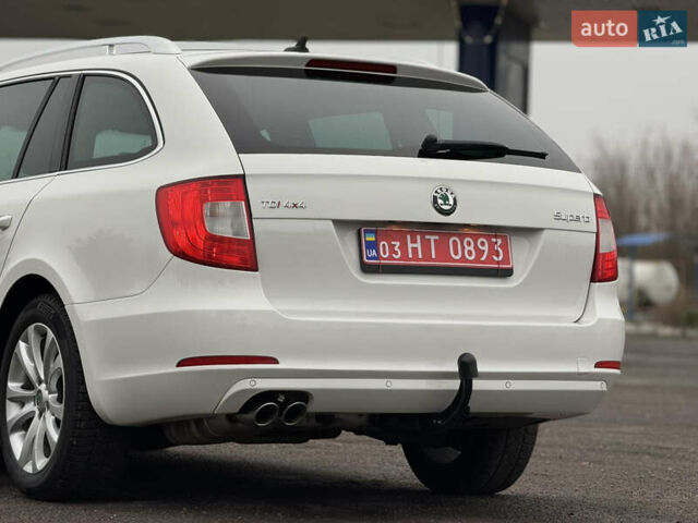 Білий Шкода Суперб, об'ємом двигуна 2 л та пробігом 317 тис. км за 12900 $, фото 25 на Automoto.ua