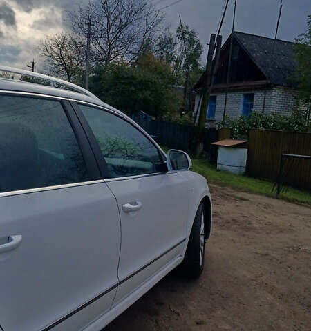 Белый Шкода Суперб, объемом двигателя 2 л и пробегом 280 тыс. км за 10700 $, фото 6 на Automoto.ua