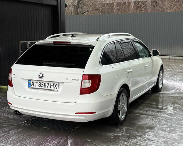 Белый Шкода Суперб, объемом двигателя 1.97 л и пробегом 309 тыс. км за 10499 $, фото 5 на Automoto.ua