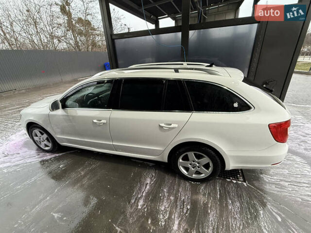 Белый Шкода Суперб, объемом двигателя 1.97 л и пробегом 309 тыс. км за 10499 $, фото 8 на Automoto.ua