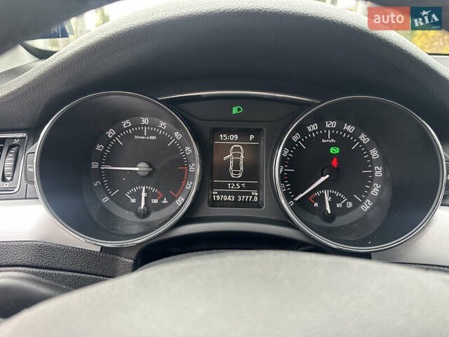 Шкода Суперб 2012 у Рівному на Automoto.ua Білий Шкода Суперб, об'ємом двигуна 2 л та пробігом 198 тис. км за 12500 $, фото 14 на Automoto.ua