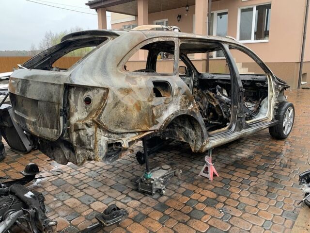 Білий Шкода Суперб, об'ємом двигуна 1.8 л та пробігом 150 тис. км за 1500 $, фото 1 на Automoto.ua