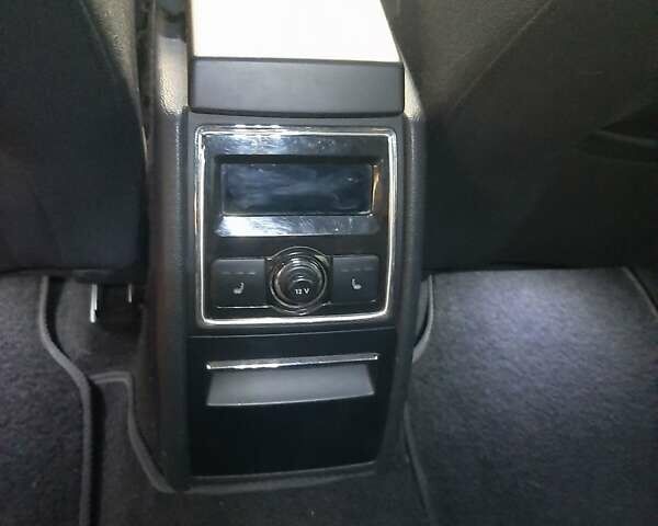Білий Шкода Суперб, об'ємом двигуна 1.97 л та пробігом 251 тис. км за 12100 $, фото 11 на Automoto.ua
